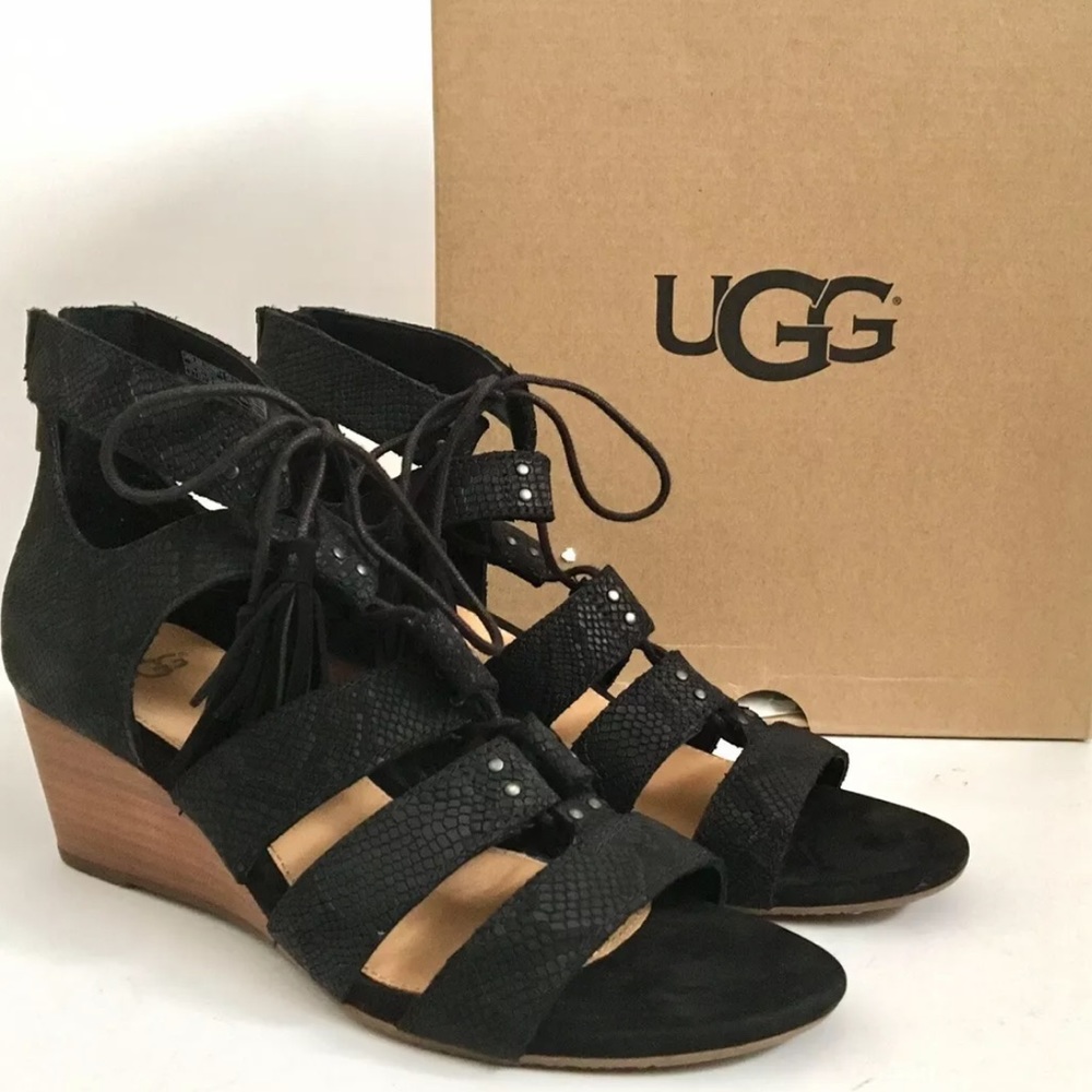 Women’s UGG YASMIN SNAKE BLACK #8.5